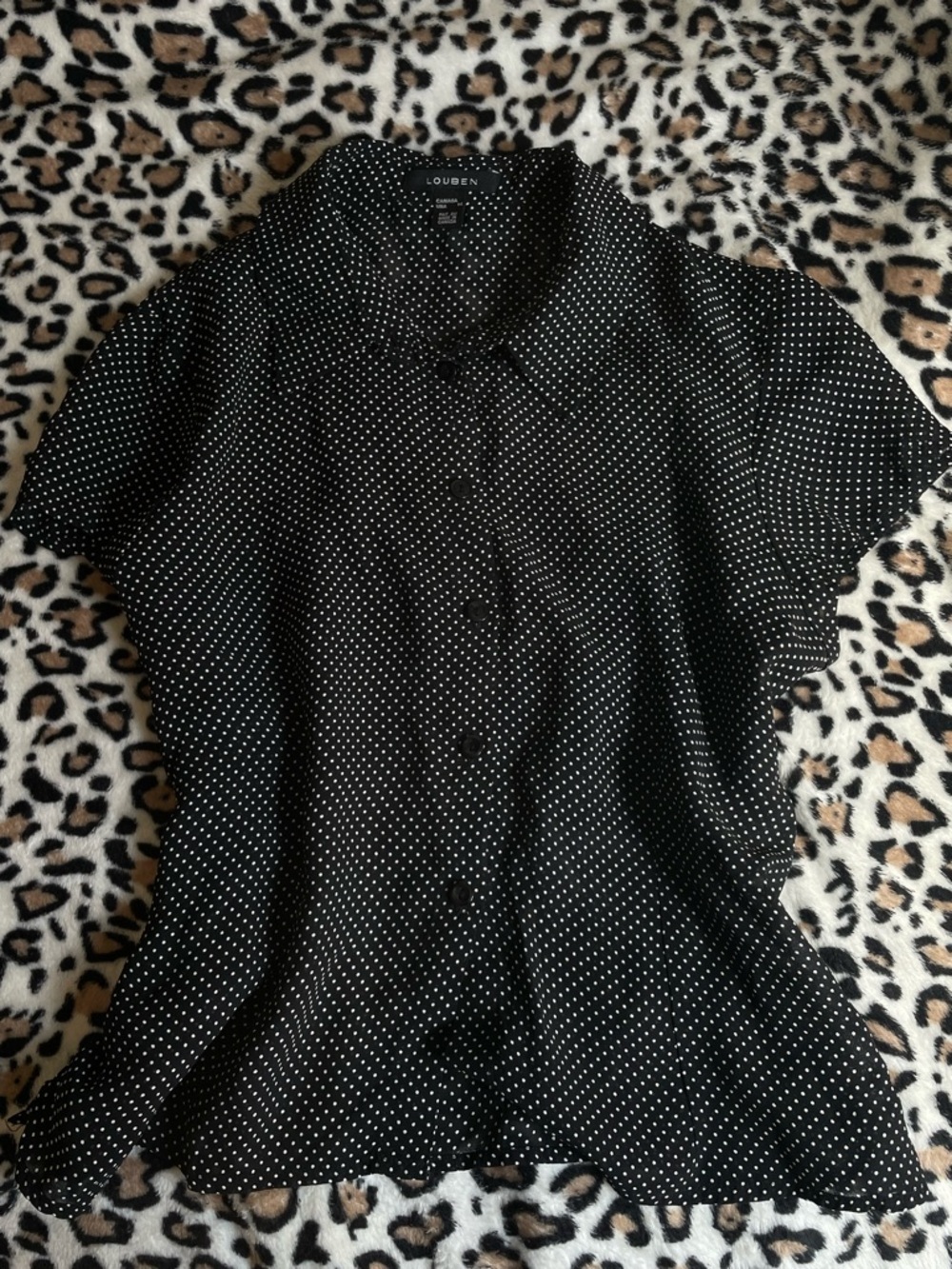 ♡ Black Polka Dot Short-Sleeve Button-Down